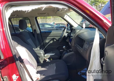 2015 Jeep Patriot Sport из США, поврежденный, VIN 1C4NJRBB4FD214755